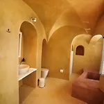 Willa Elegant Santorini House 1 Bedroom Caldera View-outdoor Hot Tholos (Santorini)