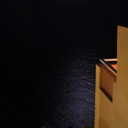 Elegant Santorini House 1 Bedroom Caldera View-outdoor Hot Tholos (Santorini)