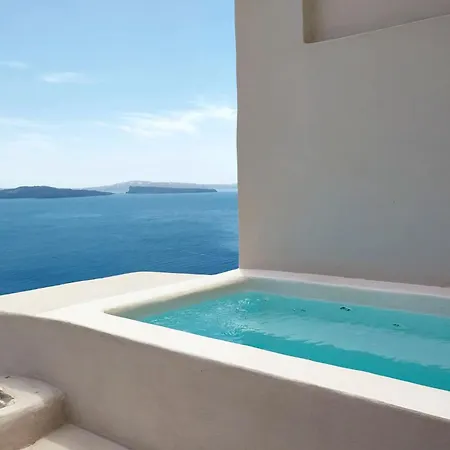 Vila Serendipity Oia Santorini Caldera Views Hot Tub 2 Bedrooms
