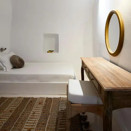 Serendipity Oia Santorini Caldera Views Hot Tub 2 Bedrooms Villa